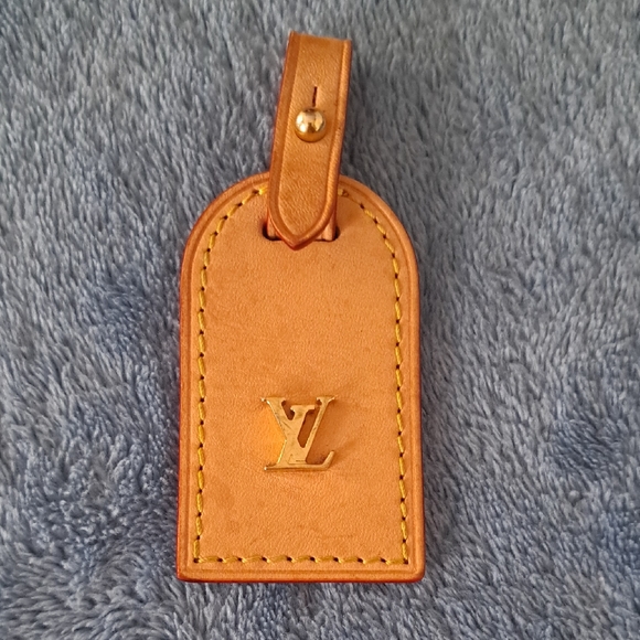 Louis Vuitton Accessories - Louis Vuitton Brown Leather Tag with Gold Logo